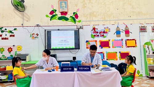 KHÁM SỨC KHỎE ĐẦU NĂM HỌC 2025–2026 CHO TRẺ TRƯỜNG MÃU GIÁO VÀNG ANH