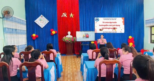 TRƯỜNG MẪU GIÁO VÀNG ANH TỔ CHỨC TẬP HUẤN HƯỚNG DẪN CÁCH SỬ DỤNG THIẾT BỊ TRUYỀN TIN BÁO CHÁY GSAFE CHO TẬP THỂ CÁN BỘ, GIÁO VIÊN, NHÂN VIÊN. NĂM HỌC 2025-2026