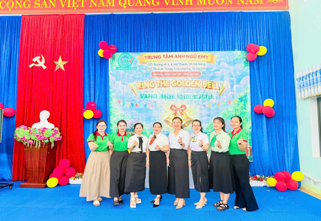 HOẠT ĐỘNG NGOẠI KHOÁ "BÉ MẦM NON VỚI TIẾNG ANH"